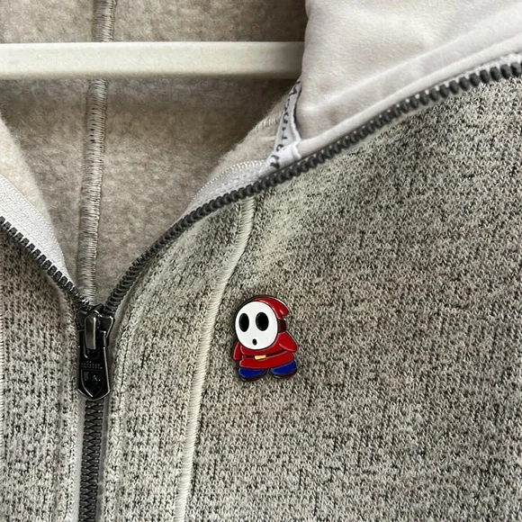 3/$15 Nintendo Shy Guy Enamel Pin Brooch - Picture 4 of 5